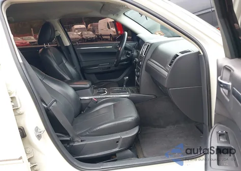 2010 Chrysler 300 Touring/Signature Series/Executive Series из США, поврежденный, VIN 2C3CA5CV9AH249929